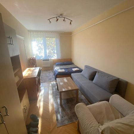 Oeguenc'S Apartment Szeged Esterno foto